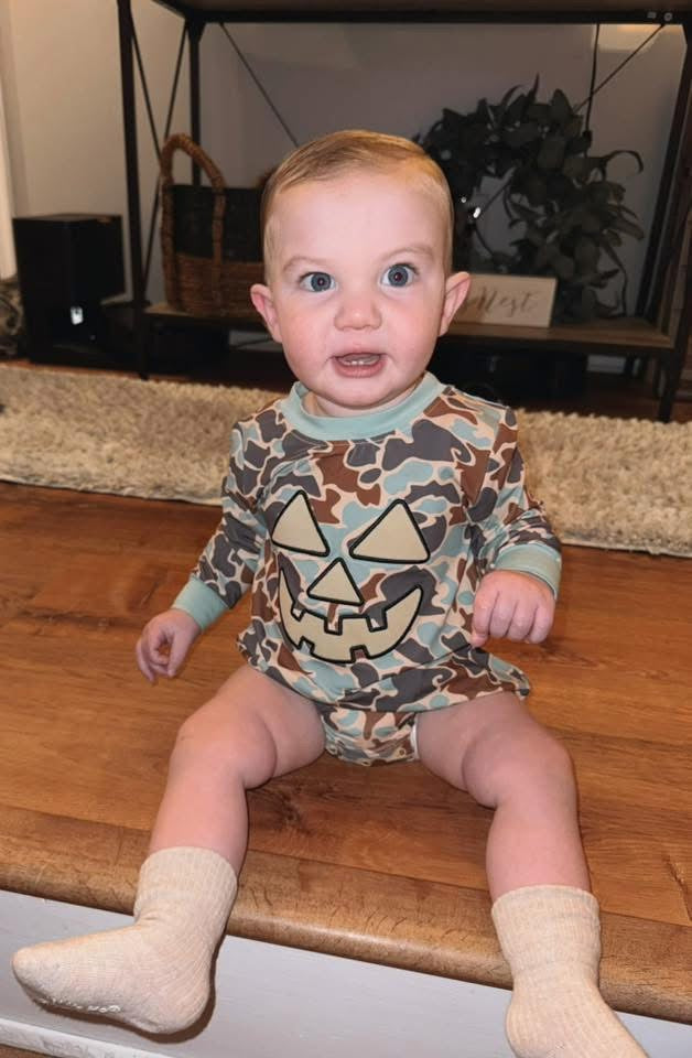 RTS: Camo Pumpkin- Boys Camo Long Sleeve Knit Bubble