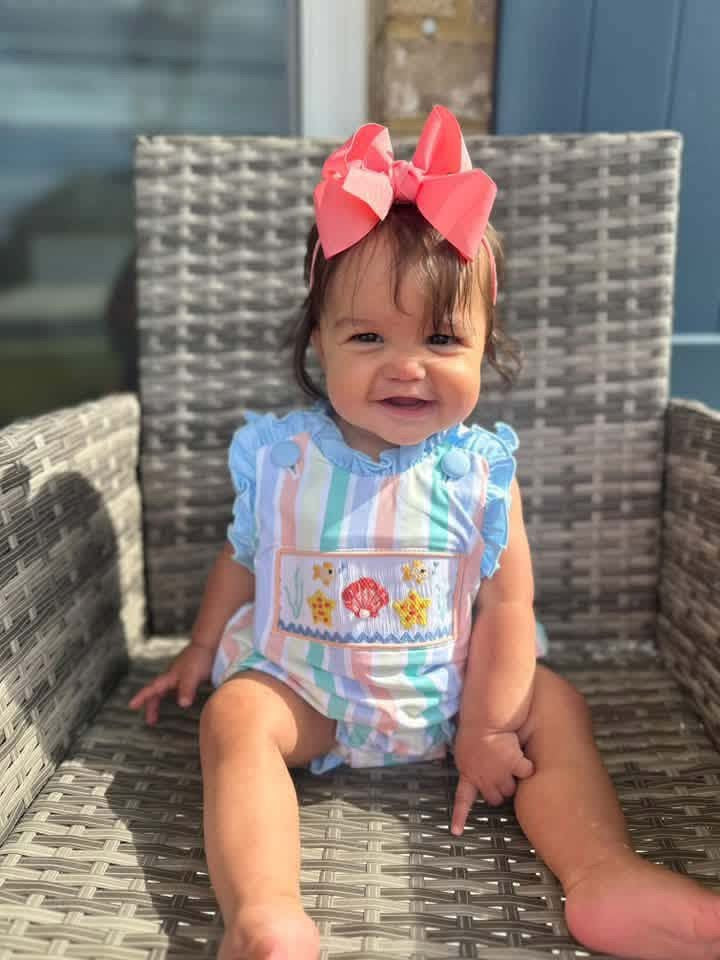 Pre Order 152: Happy As A Clam- Girls Smocked Bubble