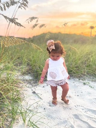 Pre Order 136: Seashells- Girls Bloomer Set