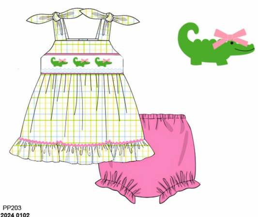 RTS: DEFECT- Lator Gator- Girls Knit Bloomer Set