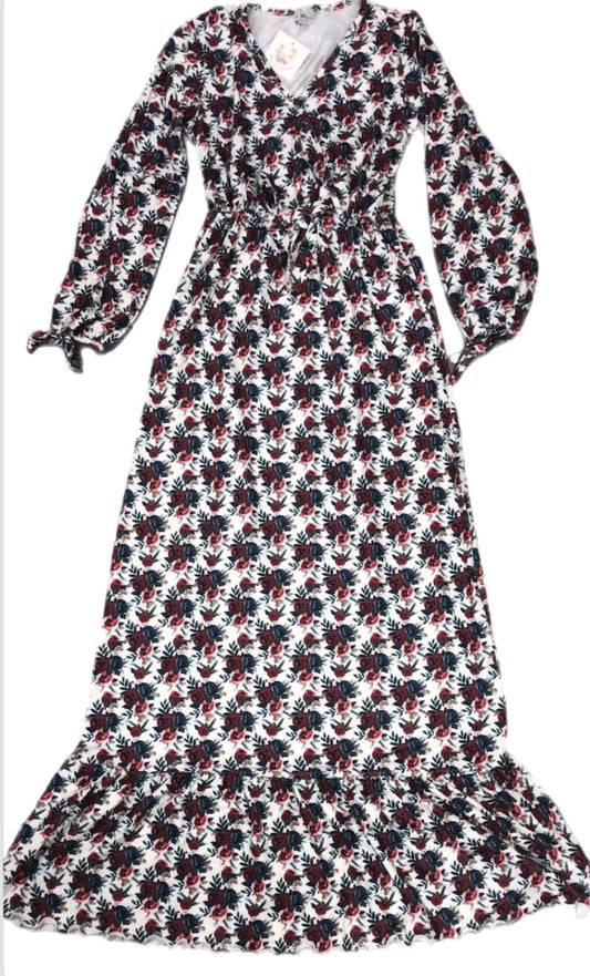 RTS: DEFECT- Mom Christmas Floral Knit Maxi Dress